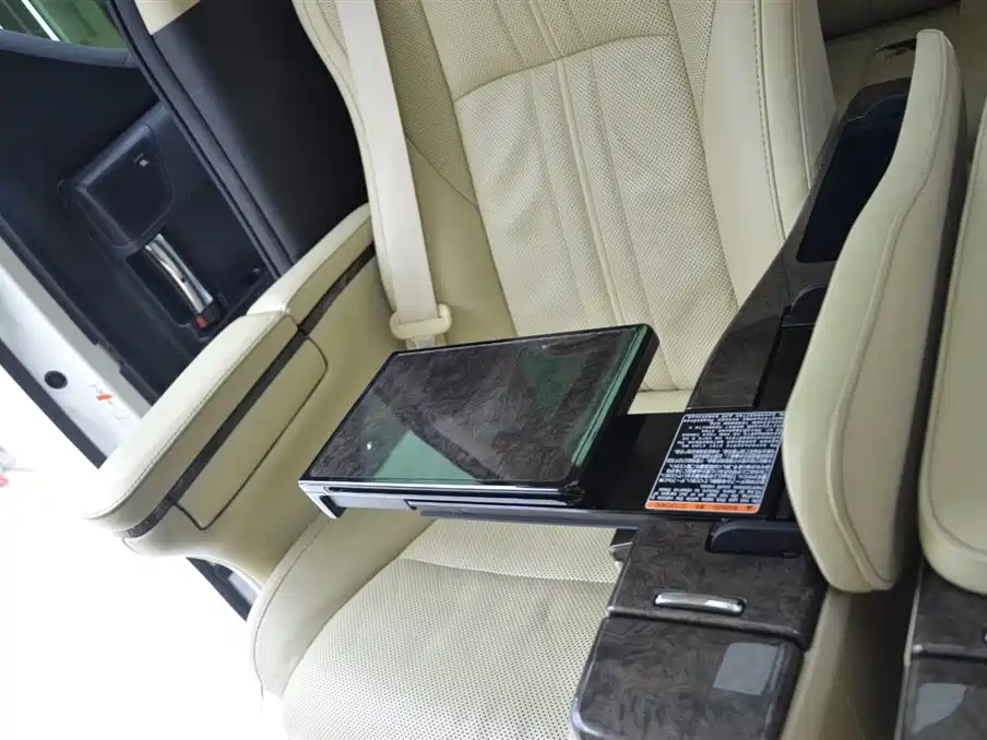 Toyota Alphard 2020 Hybrid 2.5L Premium Edition фото 14