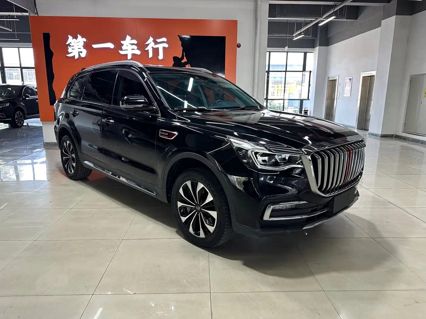 Hongqi HS7 2021 2.0T DCT FWD Smart Connect Qi Xiang Edition фото 2