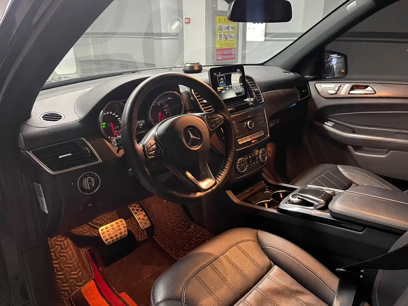 Mercedes-Benz GLS 2017 GLS 400 4MATIC Fashion фото 8