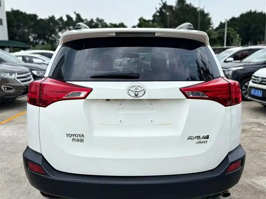 Toyota RAV4 Rongfang 2013 2.5L Auto 4WD Elite фото 10