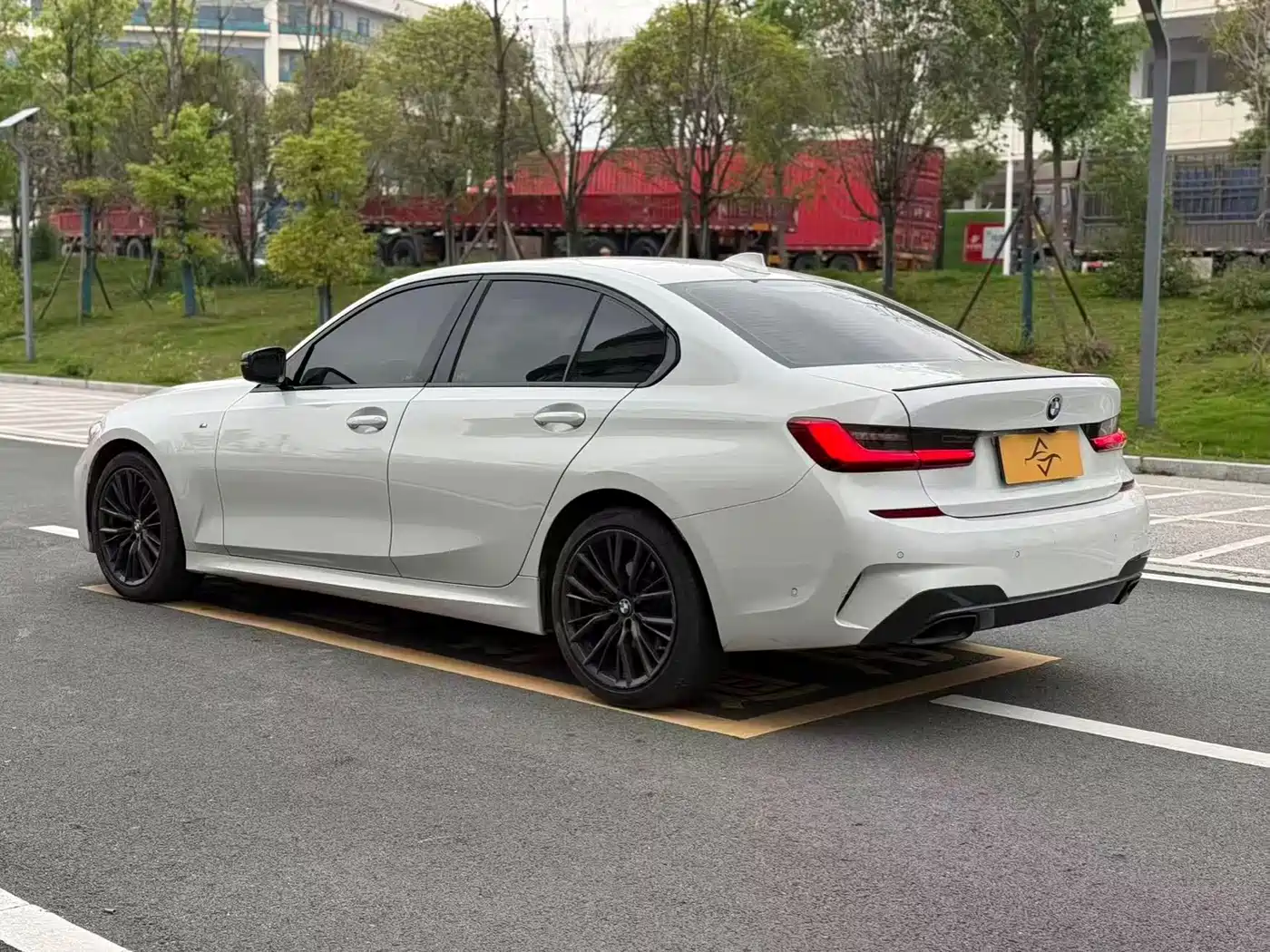 BMW 3 Series 2021 325i M Sport Package фото 9