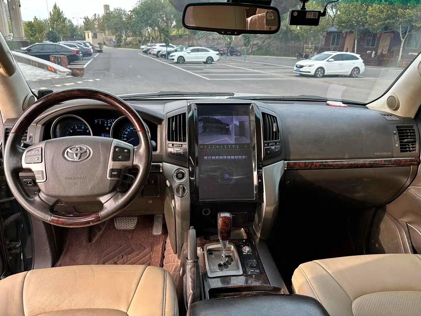Toyota Land Cruiser 2010 Model 4.7L Automatic VX фото 11