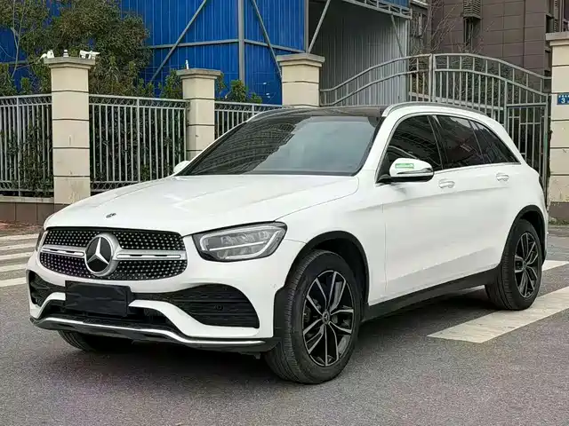 MERCEDES-BENZ GLC