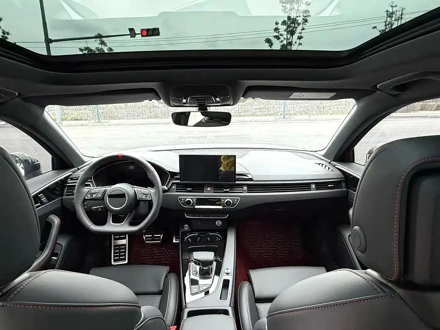 Audi A4L 2025 2025 2 Million Celebration Edition 40 TFSI Luxury Dynamic