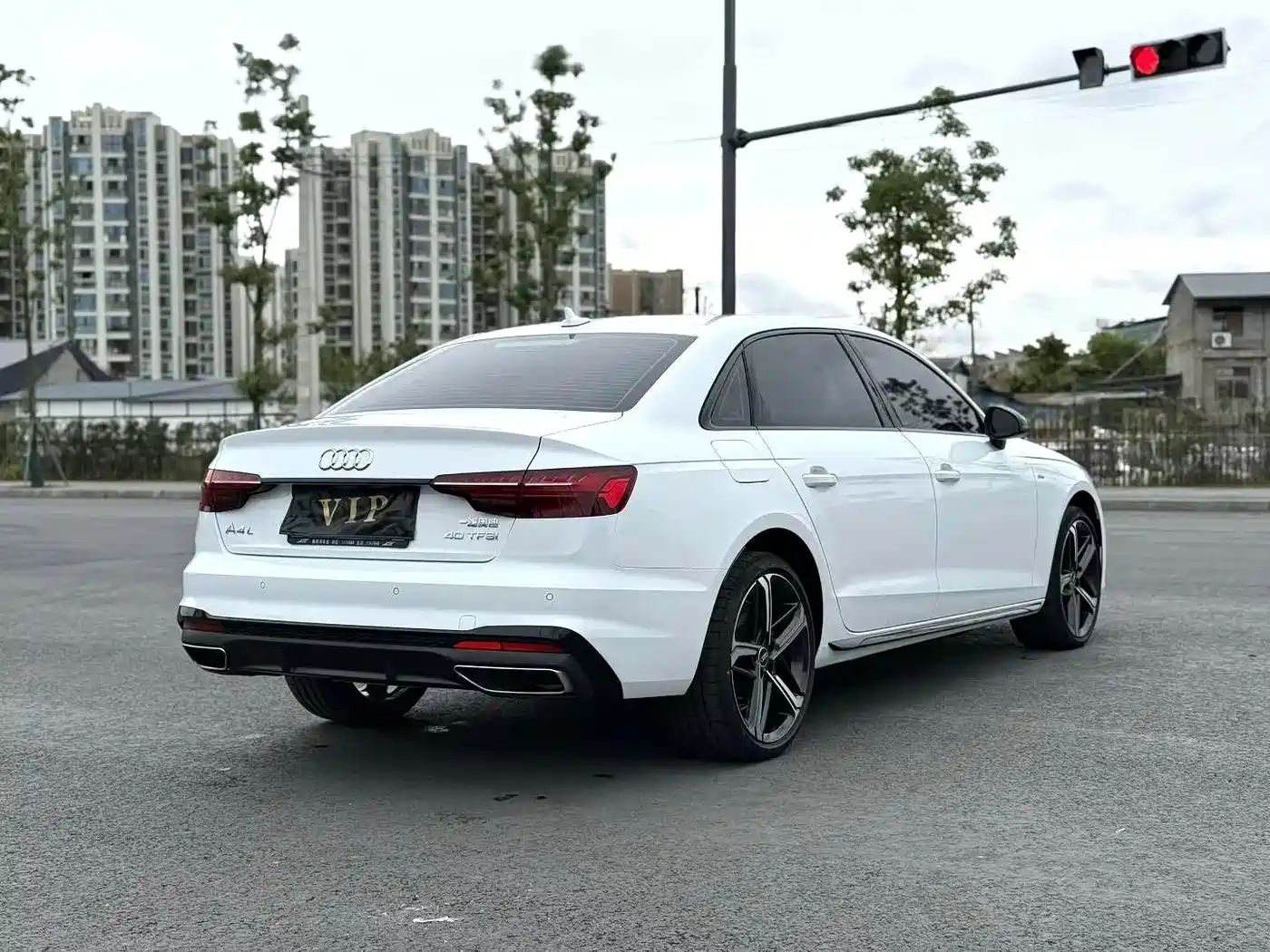 Audi A4L 2025 2025 2 Million Celebration Edition 40 TFSI Luxury Dynamic