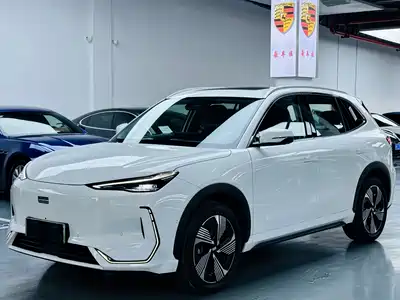 Geely EX5