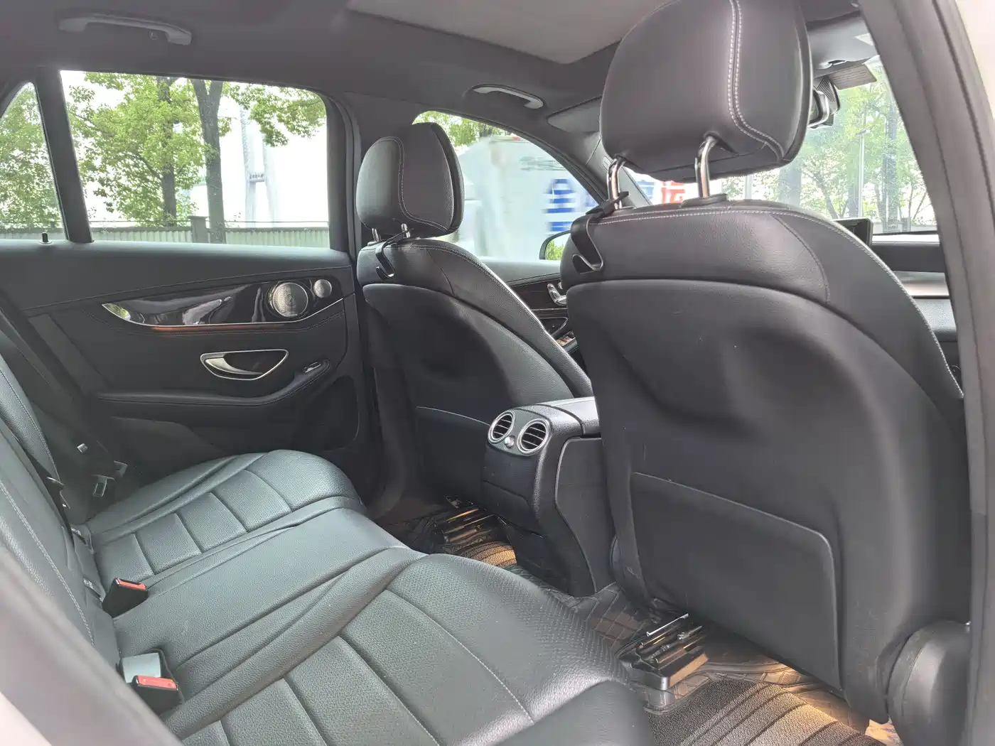 Mercedes-Benz GLC 2017 GLC 260 4MATIC Dynamic фото 6