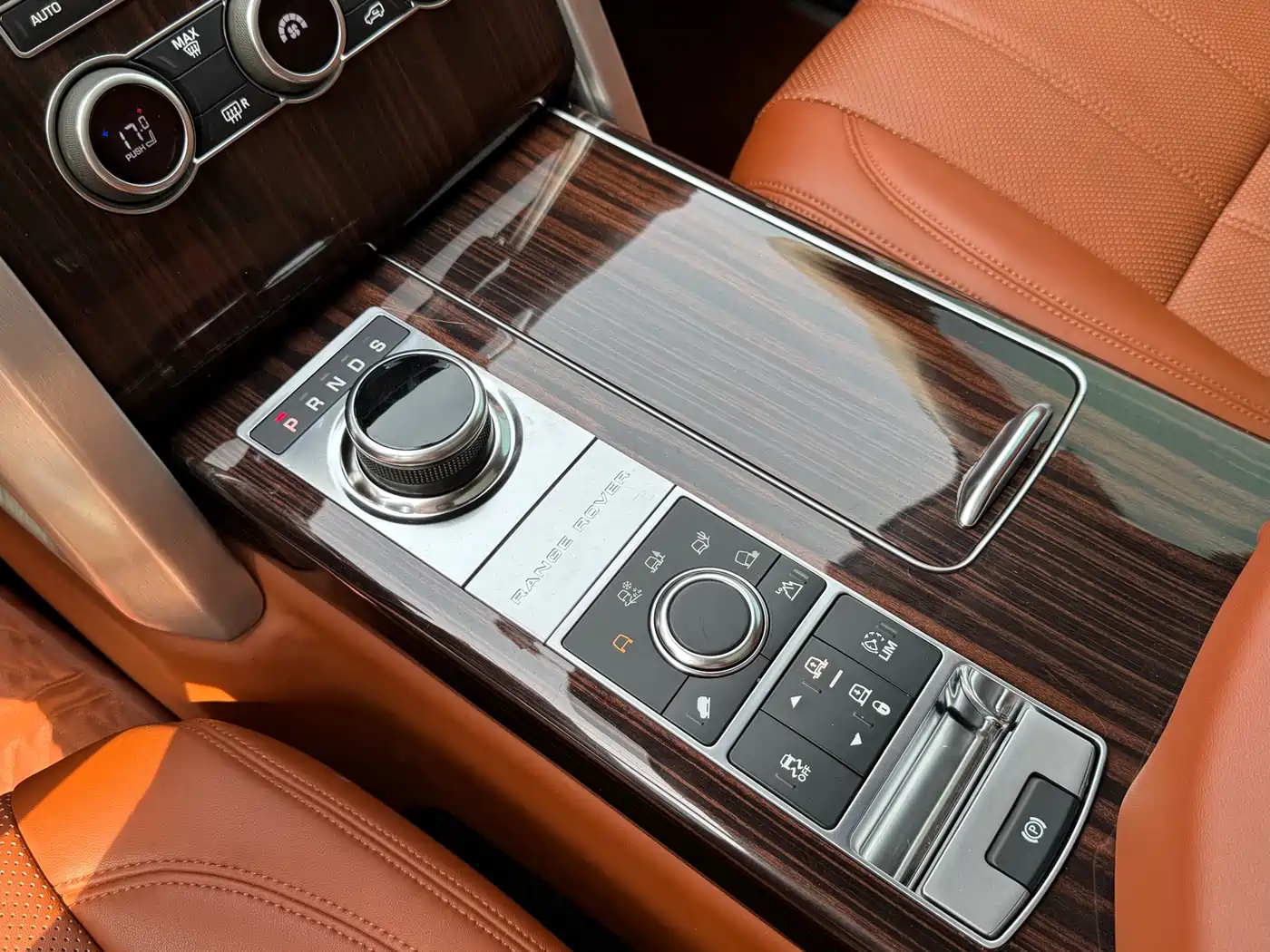 Land Rover Range Rover 2017 3.0 SC V6 Vogue фото 17