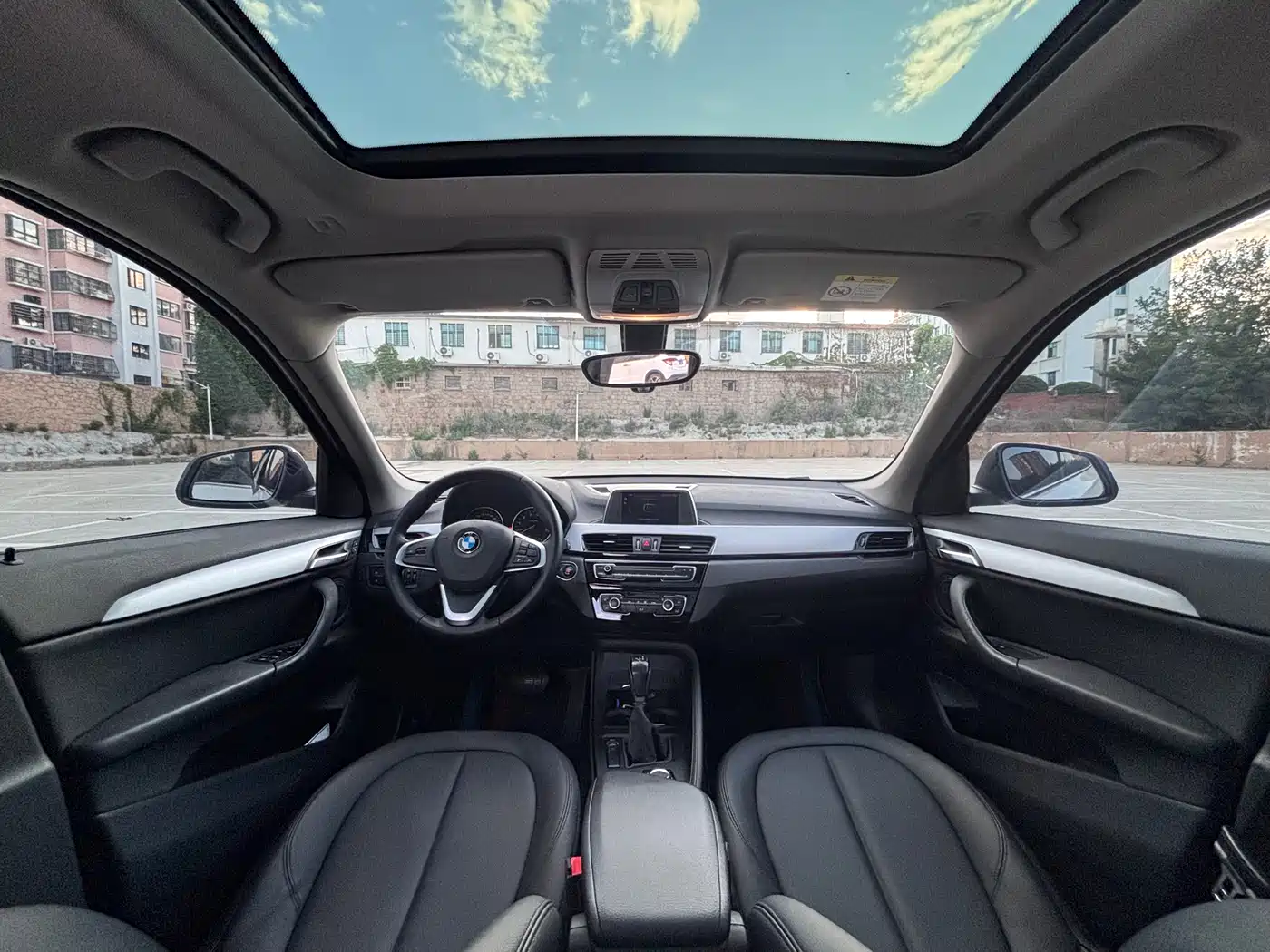 BMW X1 2018 sDrive18Li Fashion Model фото 12