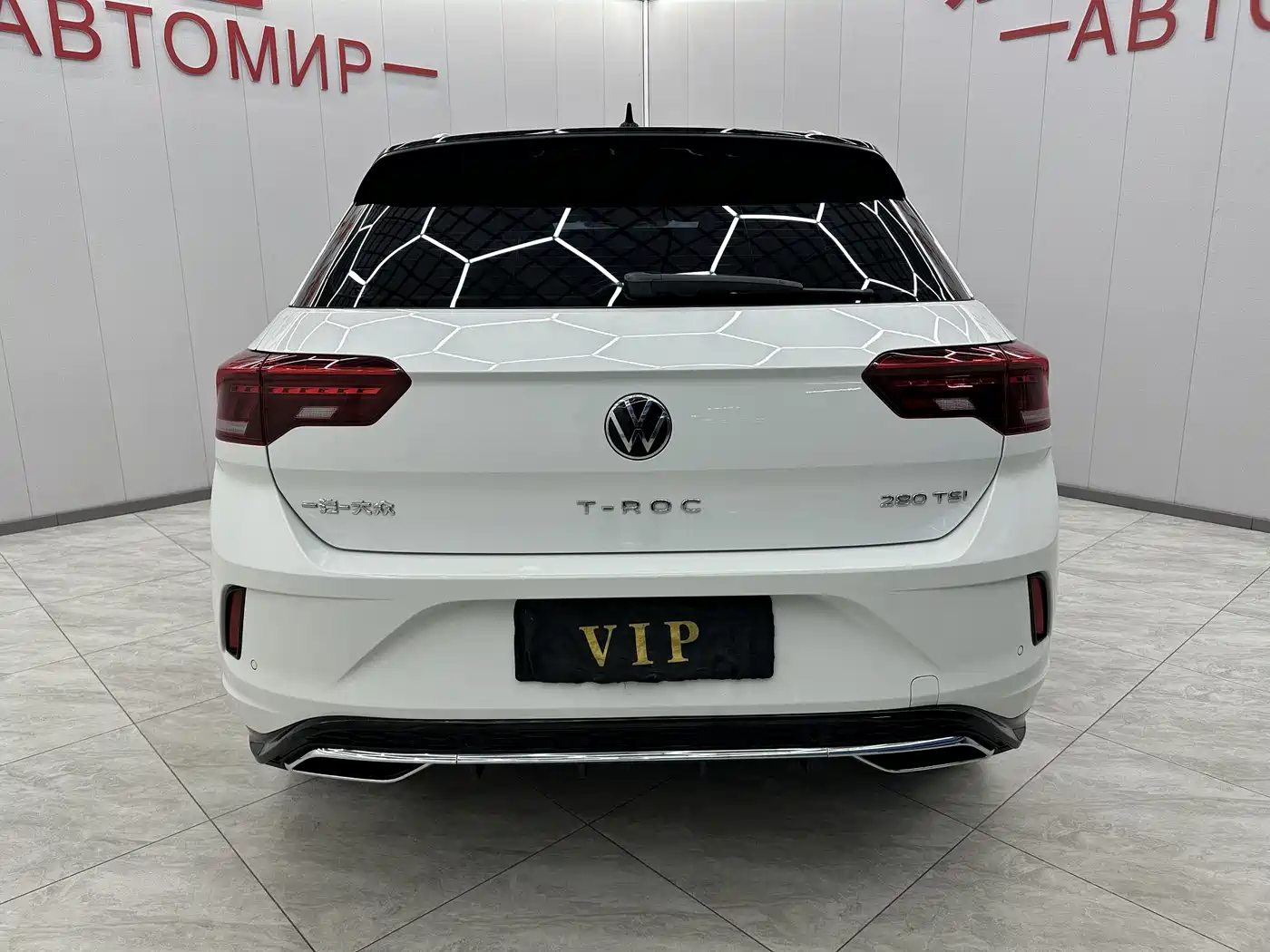 VOLKSWAGEN T-ROC EXPLORING SONGS