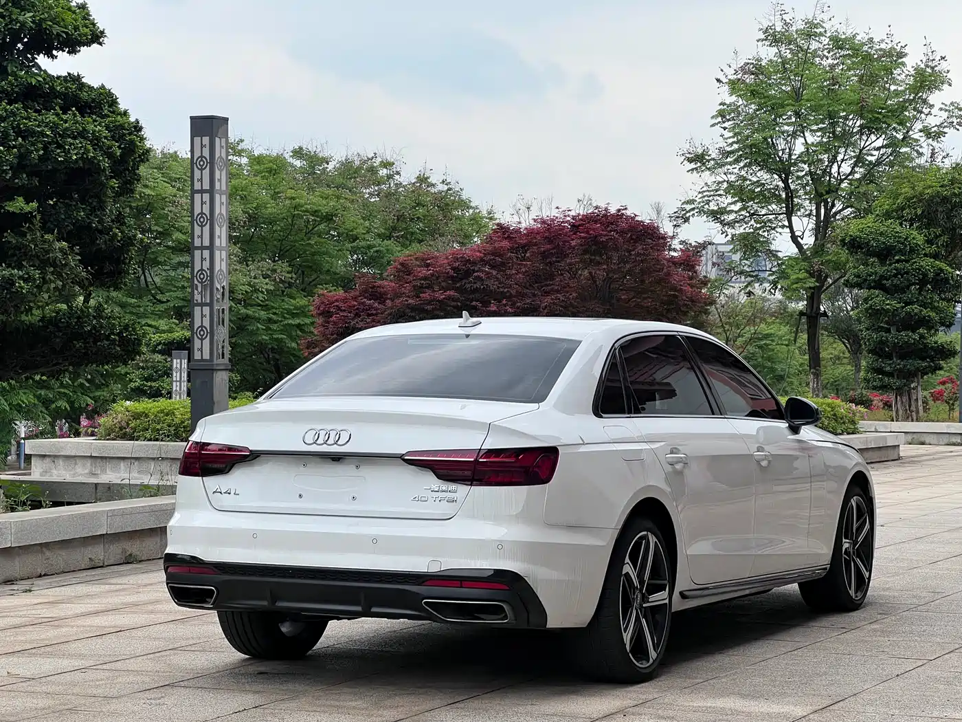 Audi A4L 2024 40 TFSI Luxury Dynamic (Starry Night Edition) фото 6