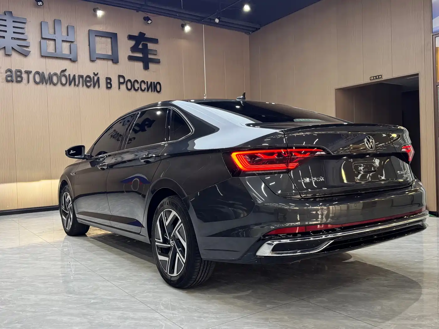 Volkswagen Sagitar 2023 280TSI DSG Surpass Plus Edition фото 5