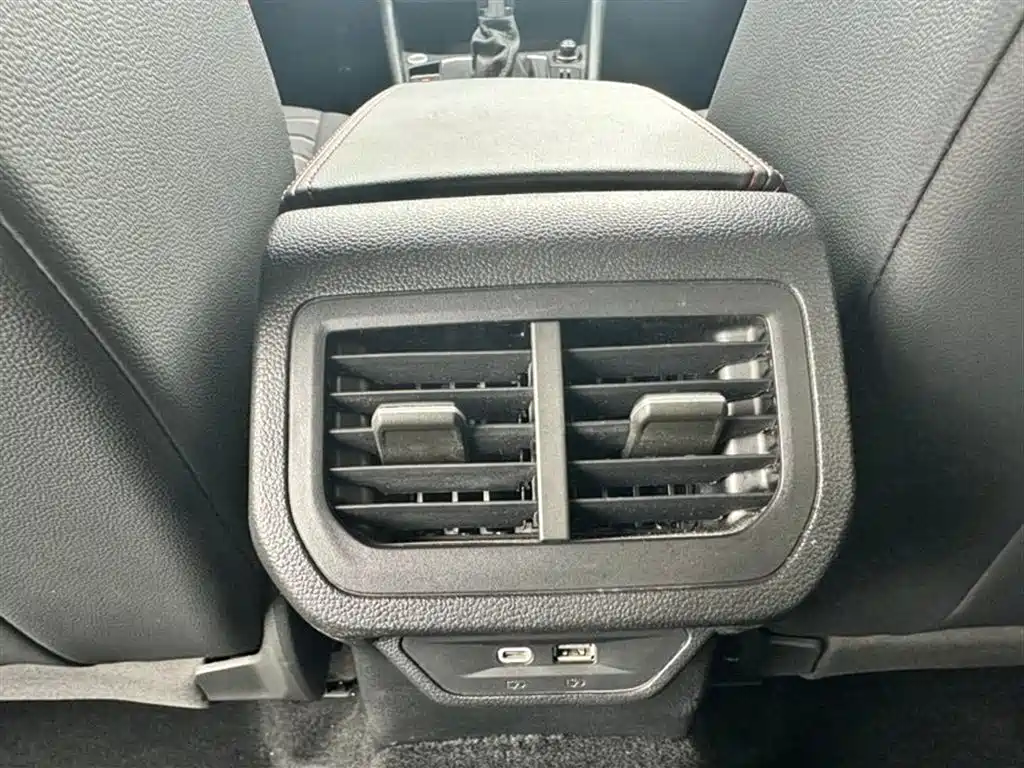 Volkswagen Lavida 2023 280TSI DSG Starlight Comfort Edition фото 18