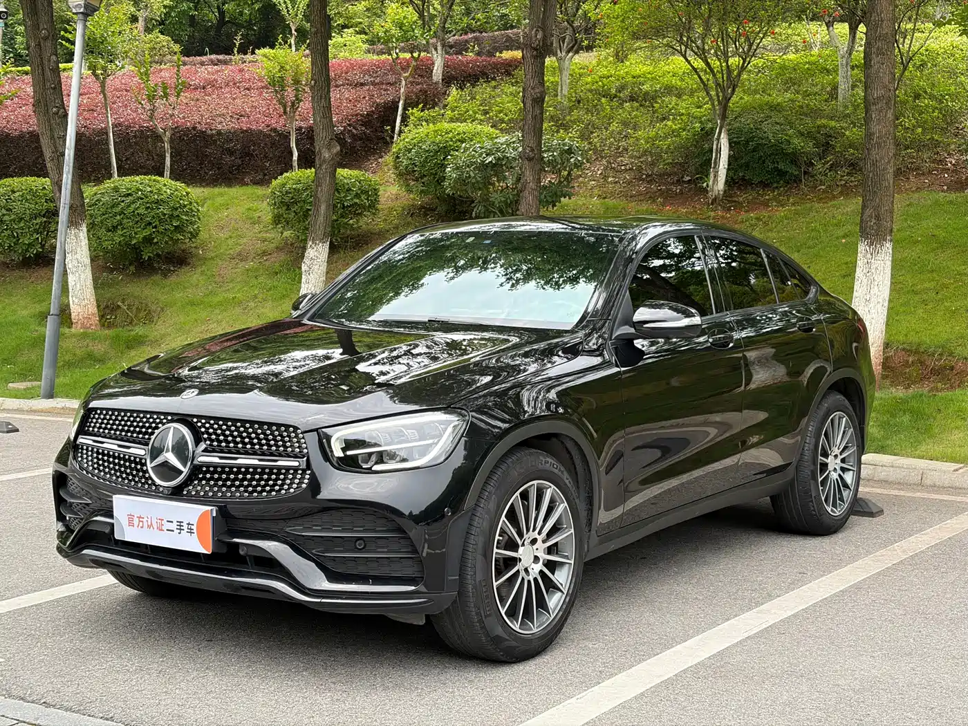Mercedes-Benz GLC Coupe 2020 2020 GLC 260 4MATIC Coupe SUV