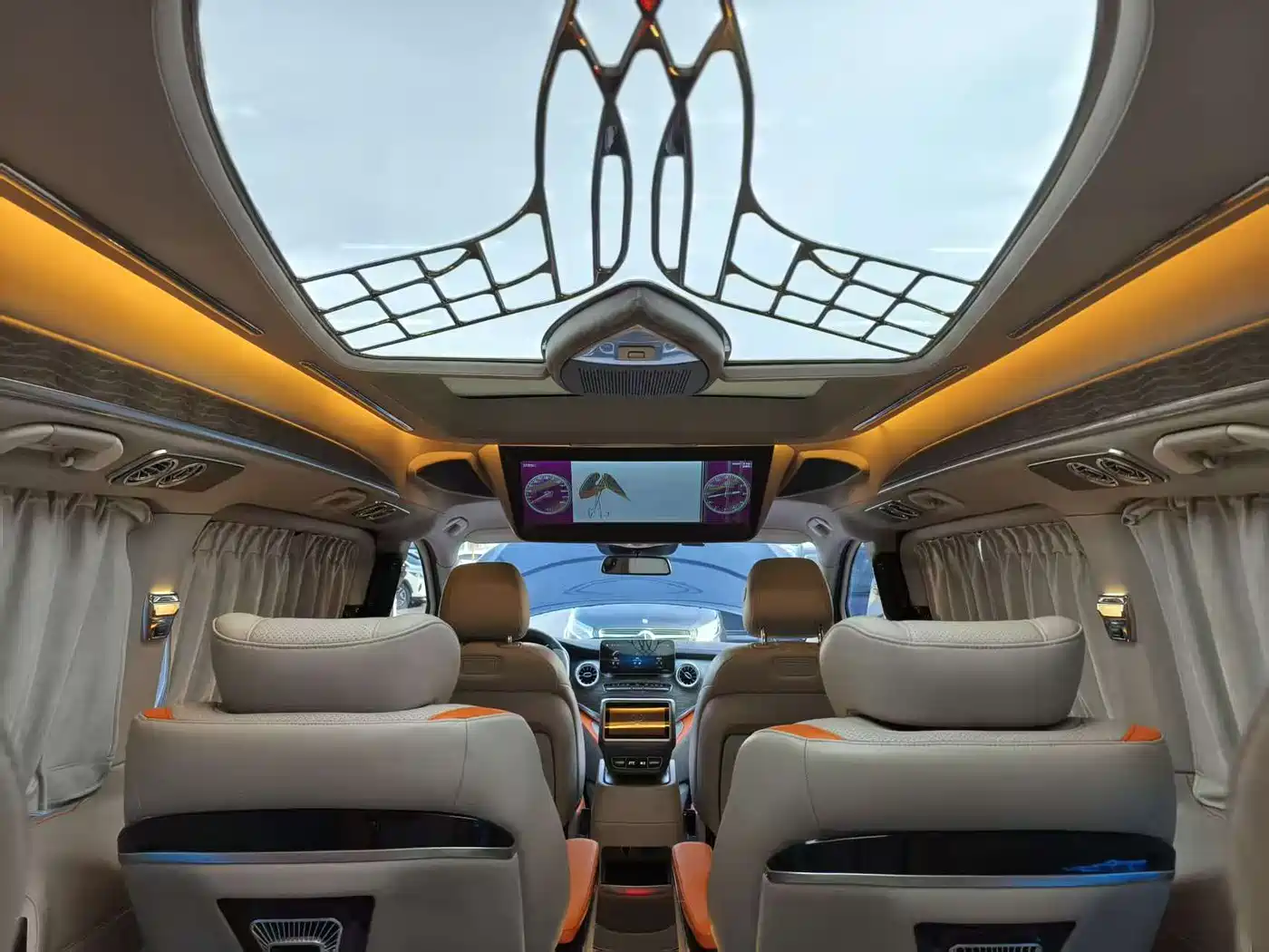 Mercedes-Benz V-Class 2021 V 260 L Long Wheelbase Luxury Edition фото 29