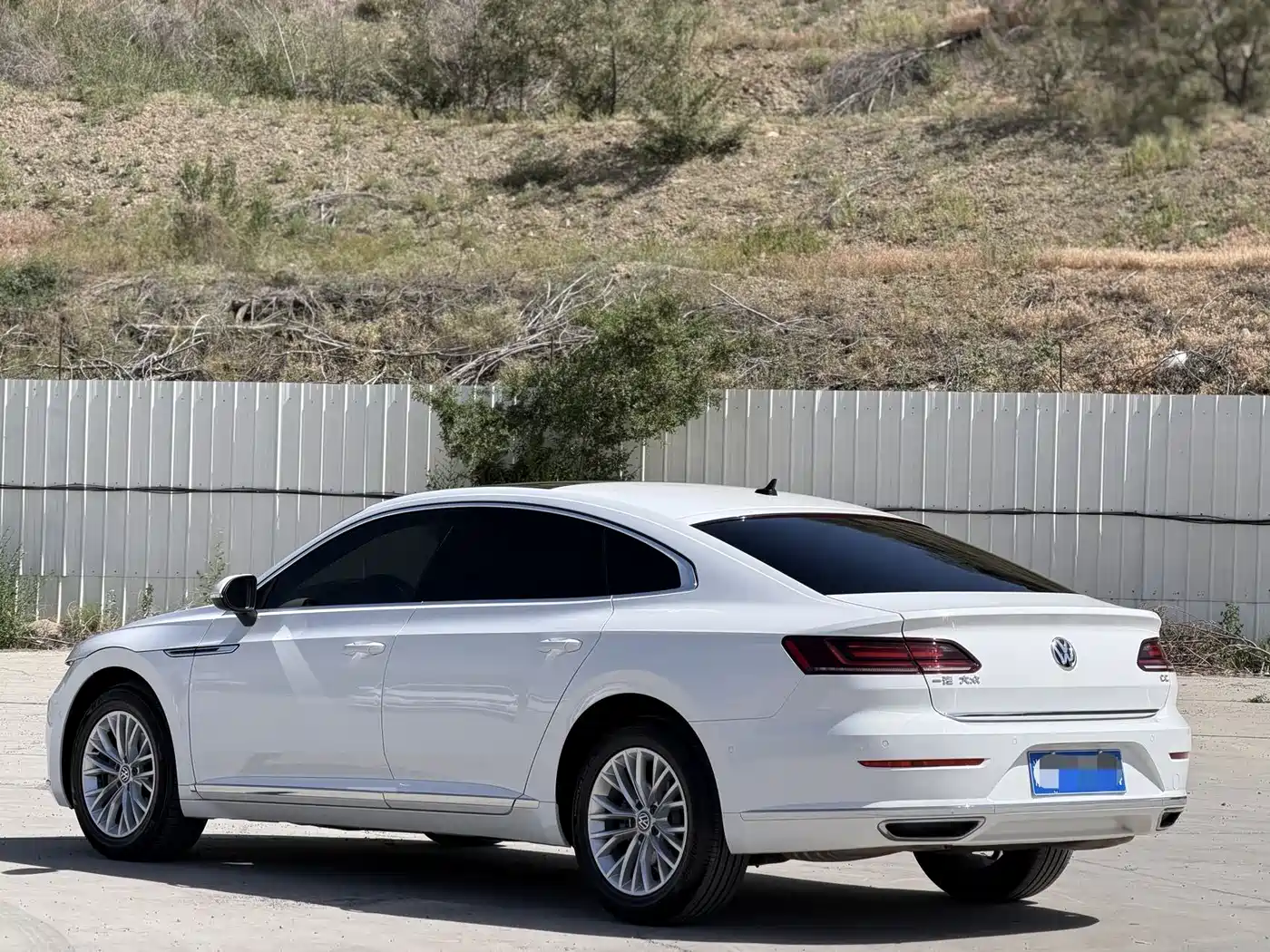Volkswagen FAW-Volkswagen CC 2019 330TSI Charm Edition China VI фото 6