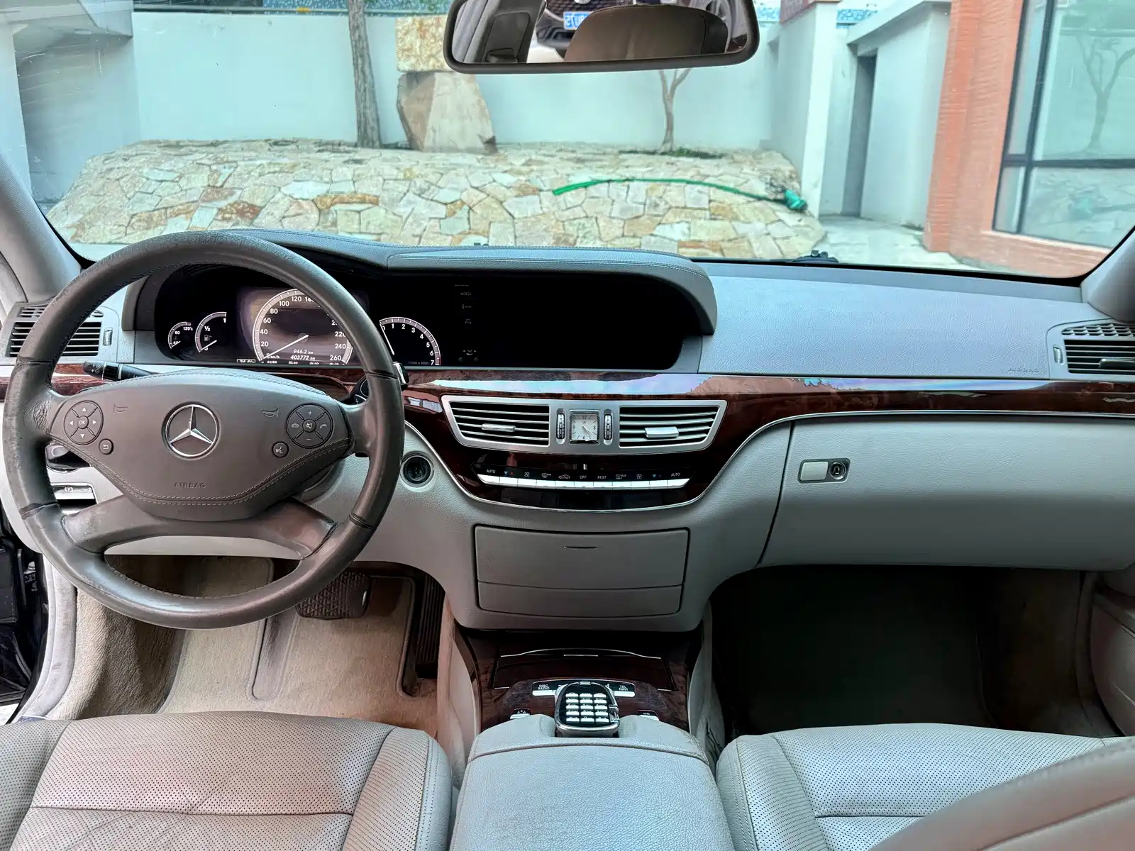 Фото 10 - Mercedes-Benz S-Class