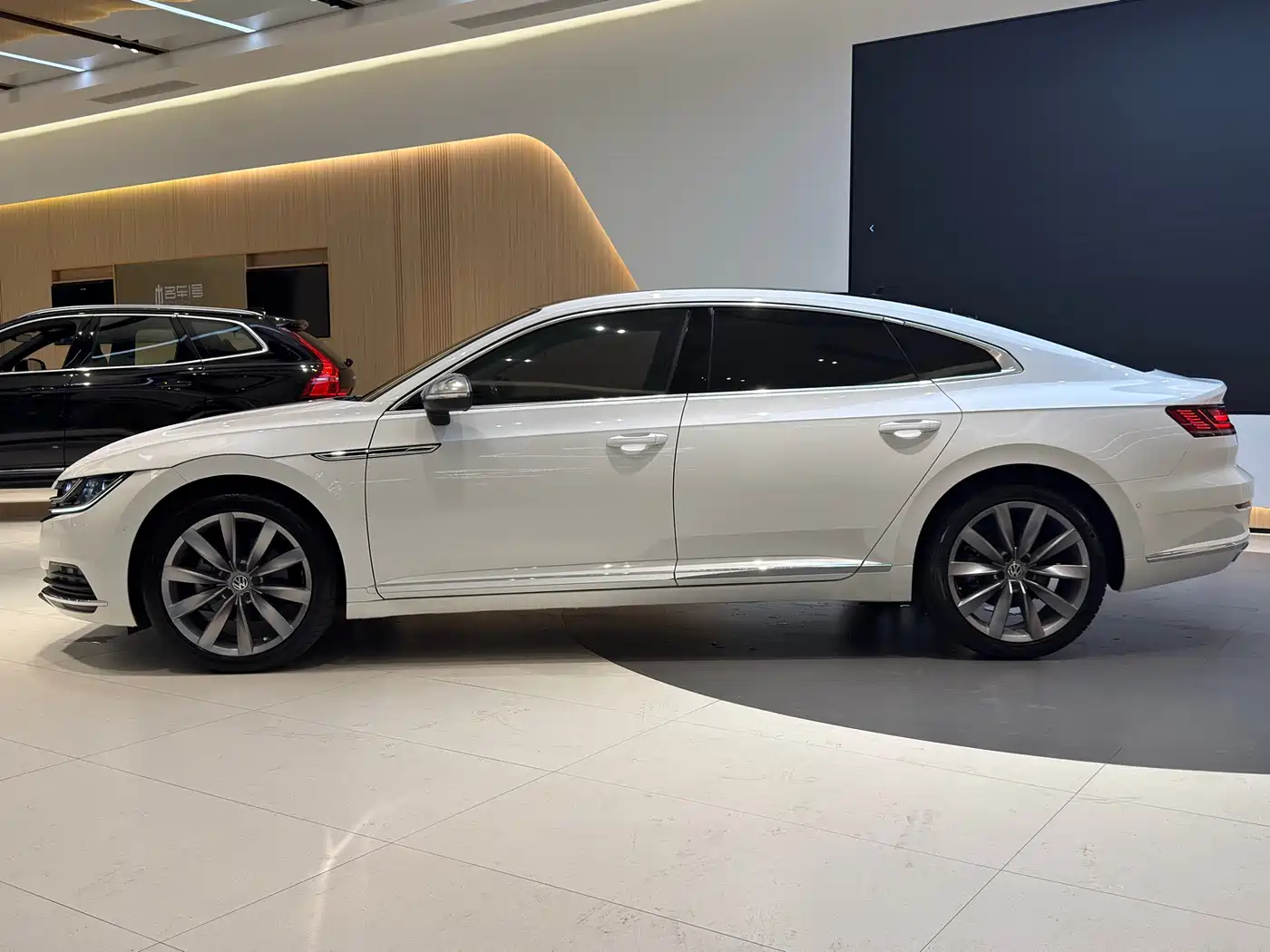 Volkswagen FAW-Volkswagen CC 2019 380TSI Radiance Edition China VI фото 17