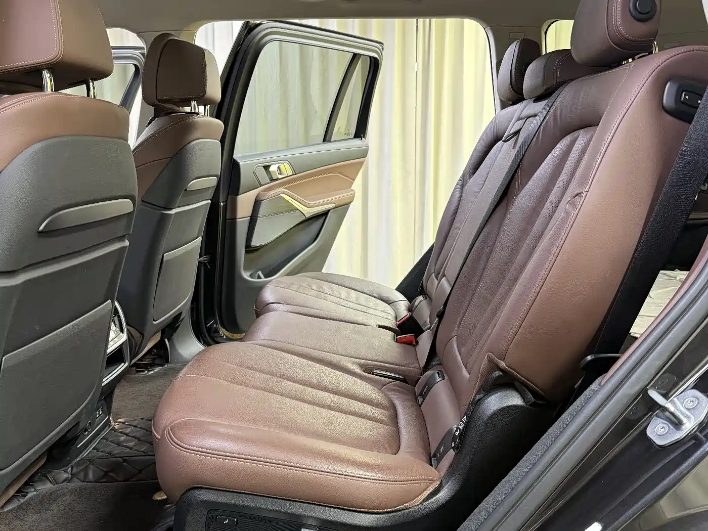 BMW X7 2019 xDrive40i Leading Luxury Package фото 14