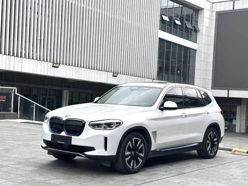 BMW iX3 2020 2021 Leading