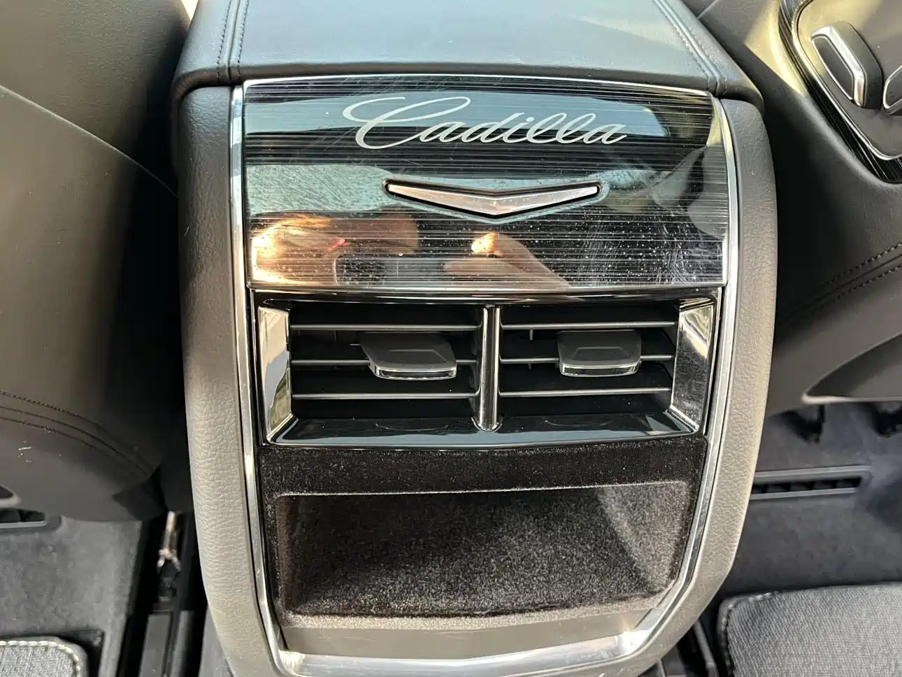 Cadillac CT6 2019 28T Leading Sport Model фото 26