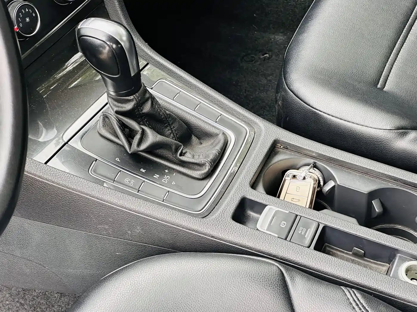 Volkswagen Golf 2018 230TSI Automatic Comfort фото 8