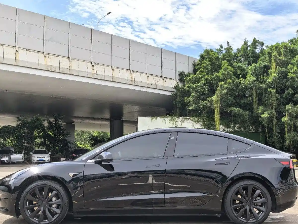 Tesla Model 3 2020 2020 Facelift Standard Range RWD Upgrade