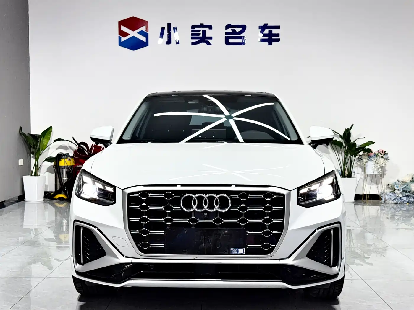 AUDI Q2L