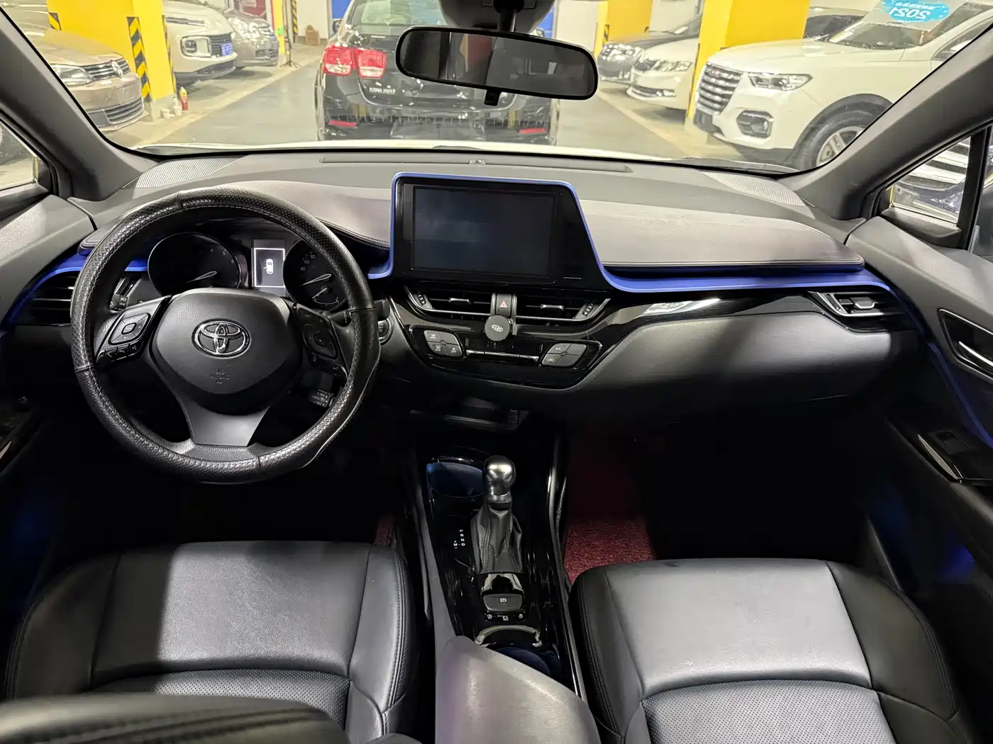 Toyota C-HR 2020 Model 2.0L Leading фото 8