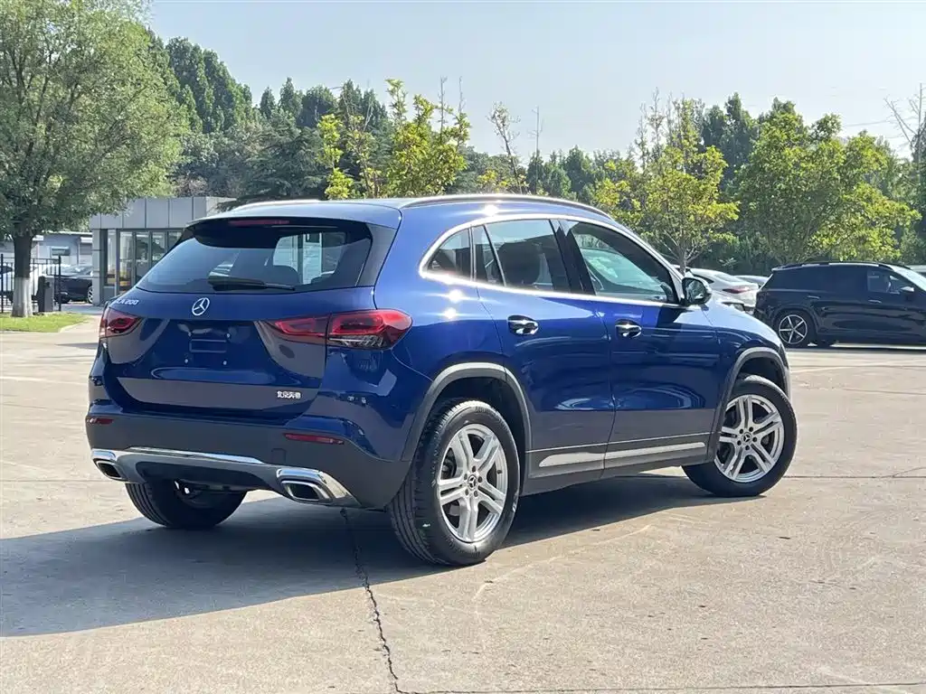 Mercedes-Benz GLA 2023 2023 GLA 200