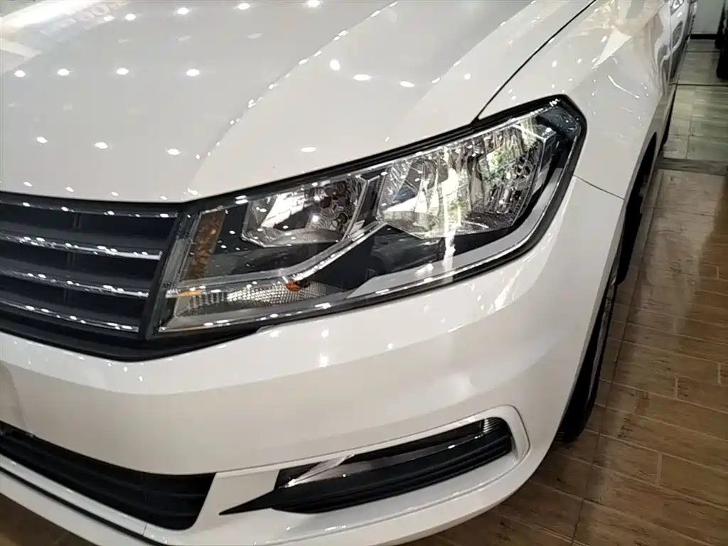 Volkswagen Santana 2018 1.5L Automatic Comfort Edition фото 24