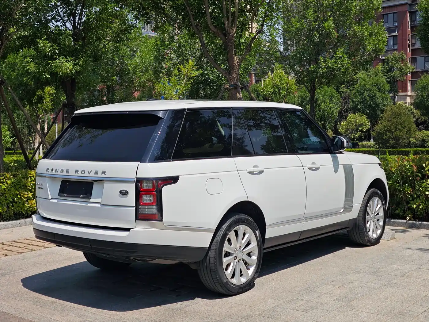 Land Rover Range Rover 2015 3.0 SC V6 Vogue фото 4
