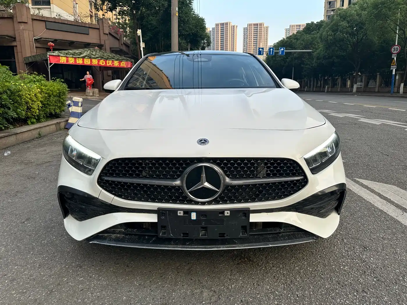Mercedes-Benz A-Class 2023 A 200 L Fashion фото 2