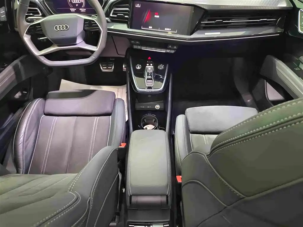 Audi Q4 e-tron 2022 2022 50 e-tron quattro Innovation Edition