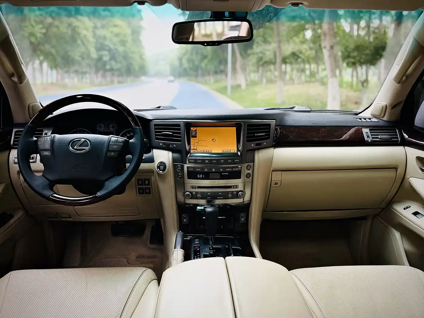 Lexus LX 2009 570 фото 8