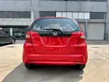 Фото 4 - Honda Fit
