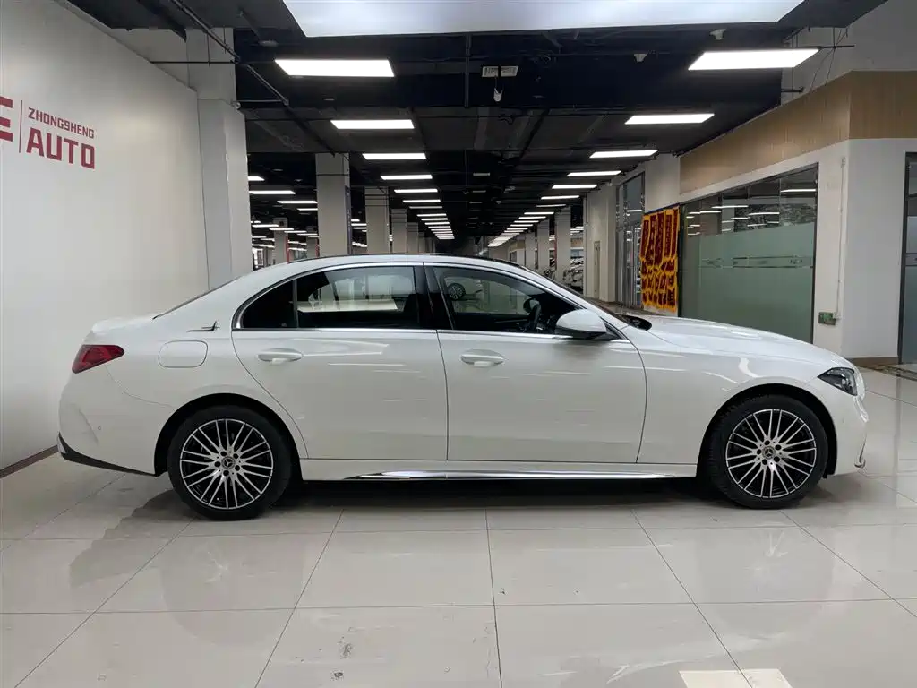 MERCEDES-BENZ CLASS C