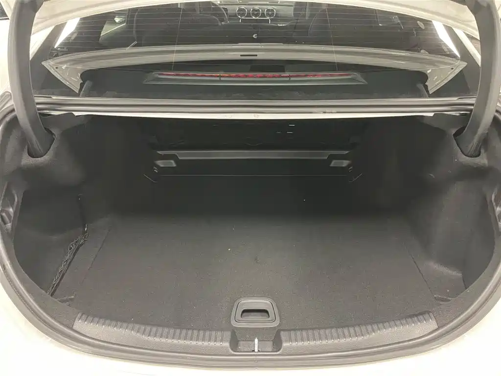 Mercedes-Benz C-Class 2024 C 260 L Sport фото 23