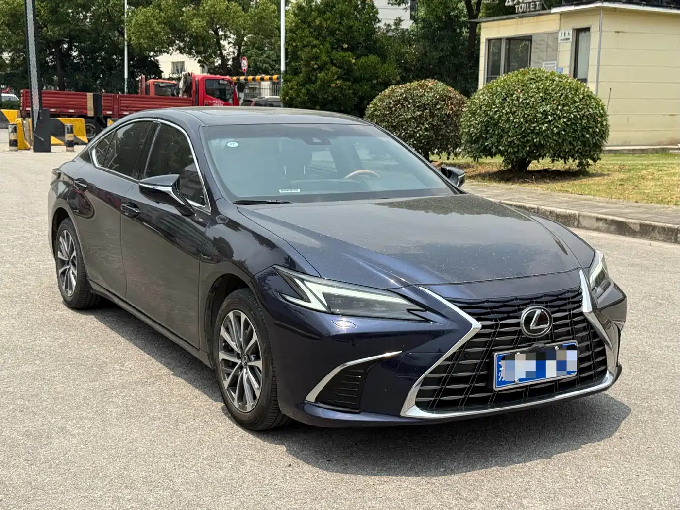 Lexus ES 2024 200 Premium Edition фото 3