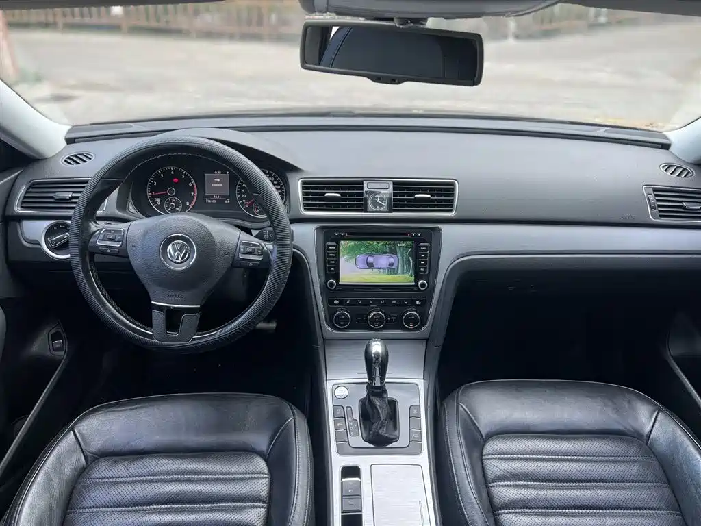 Volkswagen Passat 2013 2.0TSI DSG Yuzun фото 8