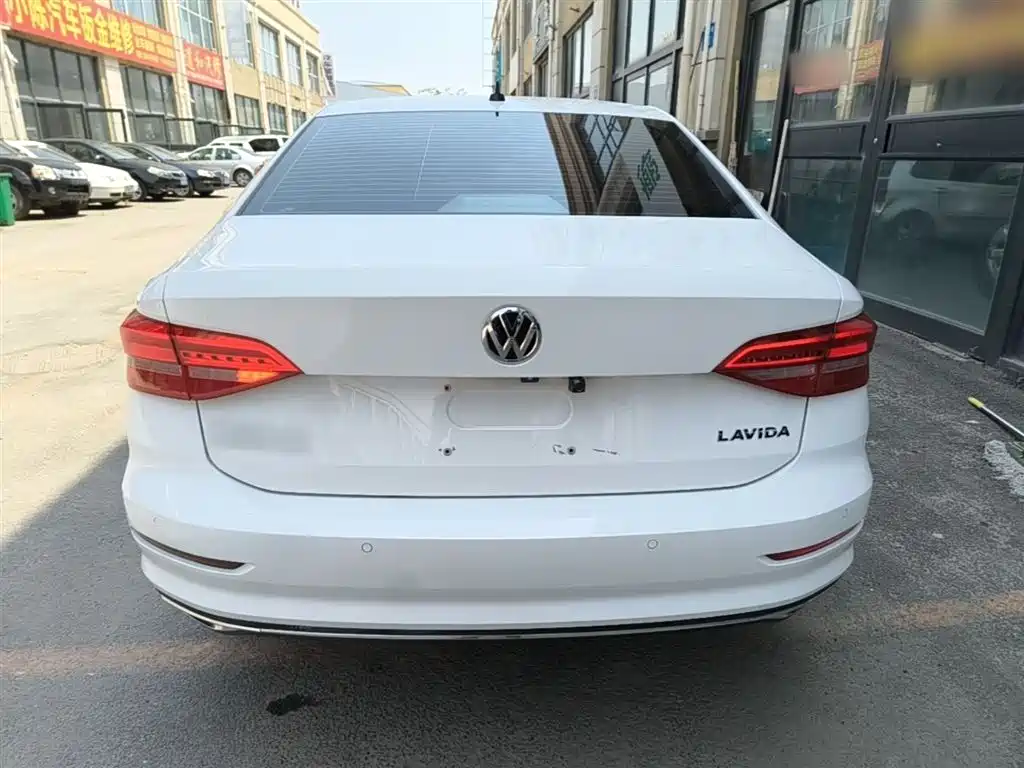 VOLKSWAGEN LAVIDA