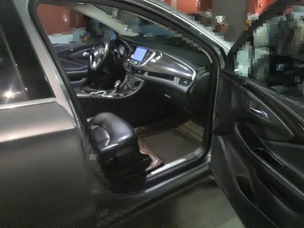 Фото 12 - Buick Envision Plus