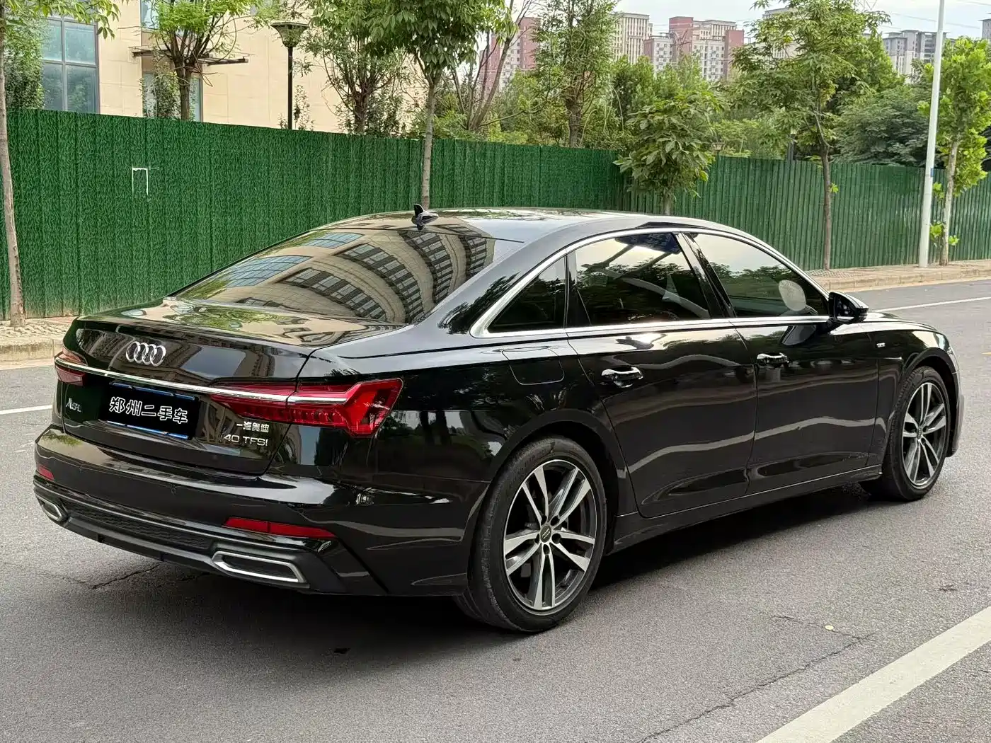 Фото 9 - Audi A6L