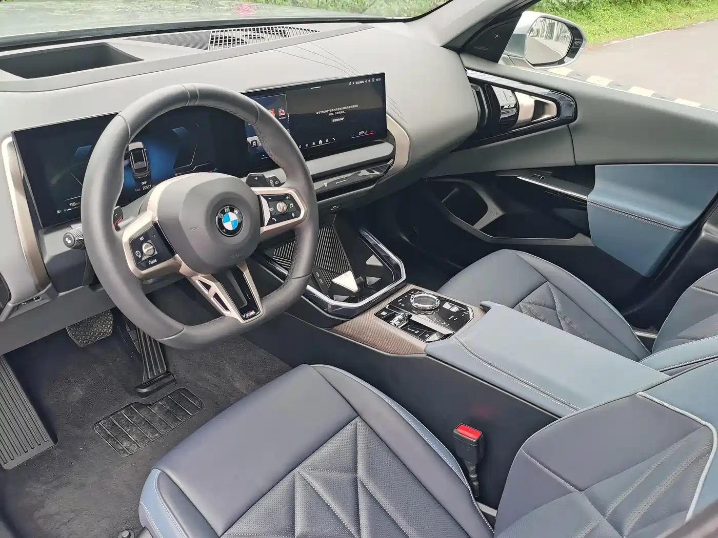 BMW X3 2025 xDrive30L Premium M Sport Package фото 10