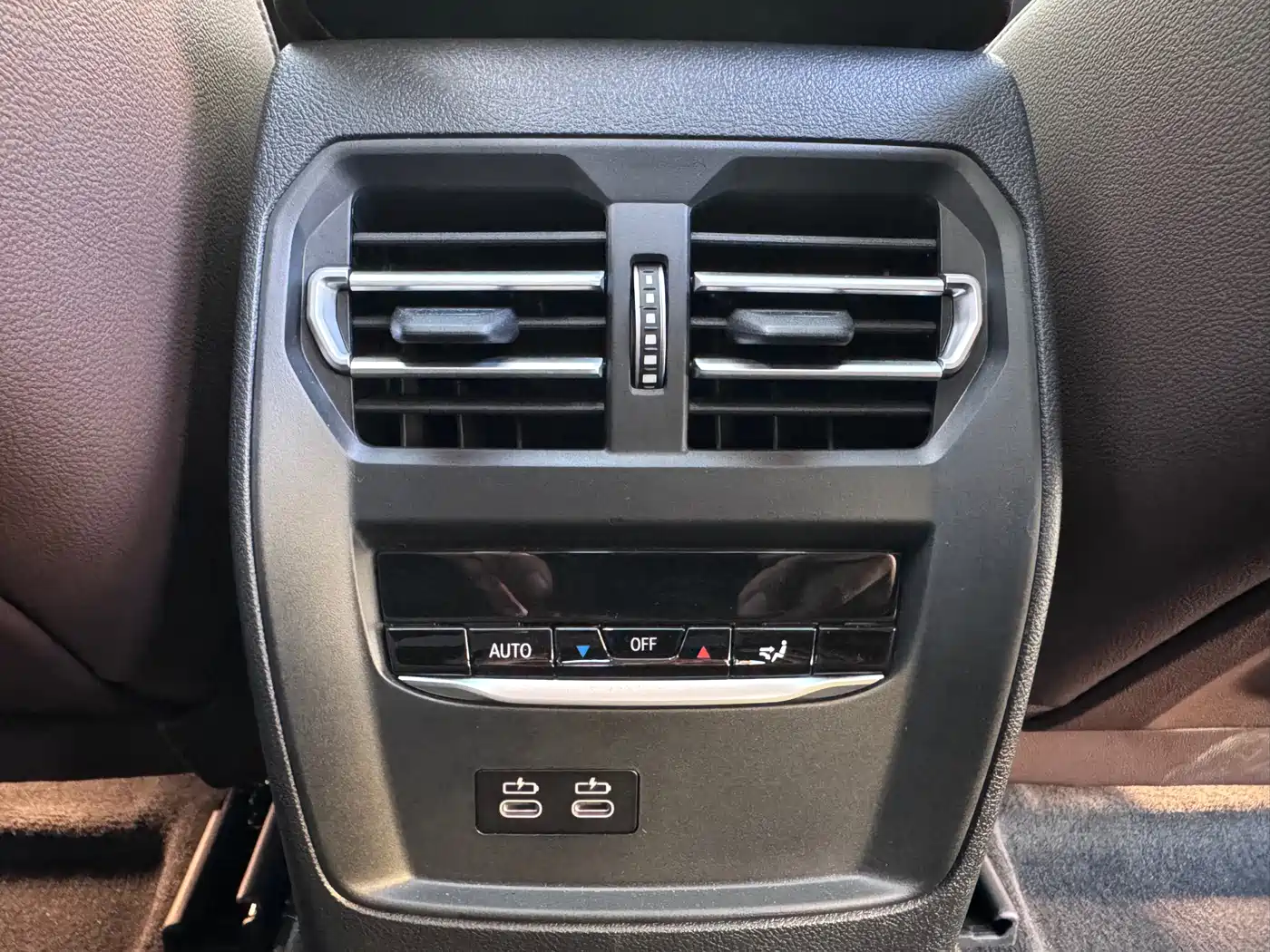 BMW 3 Series 2024 325i M Sport Package фото 20