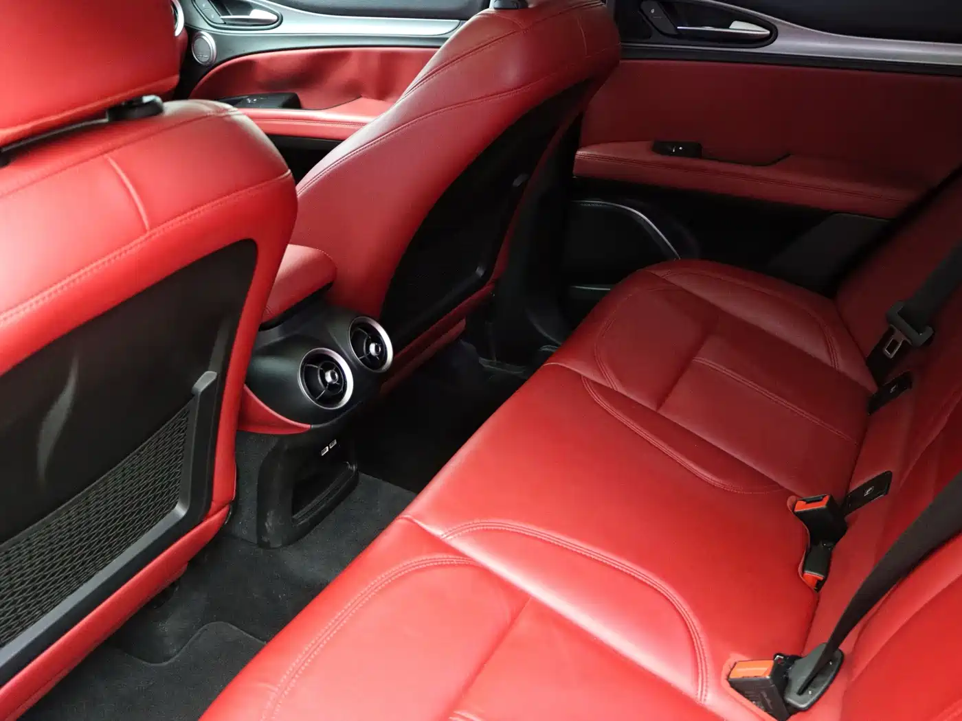 Alfa Romeo Stelvio 2020 2020 2.0T 280HP Luxury Edition