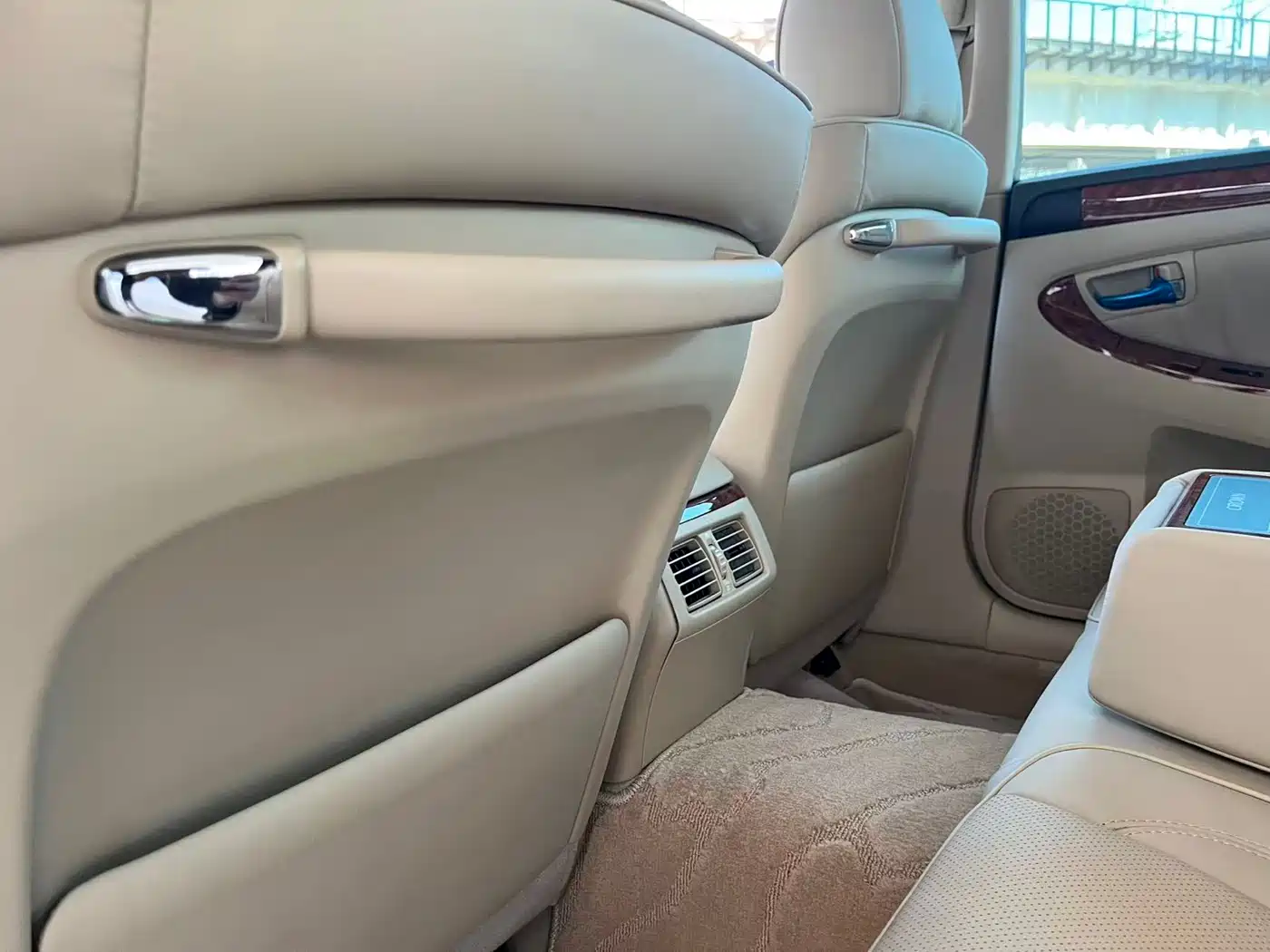 Toyota Crown 2009 2.5L Royal Special Navigation Edition фото 20