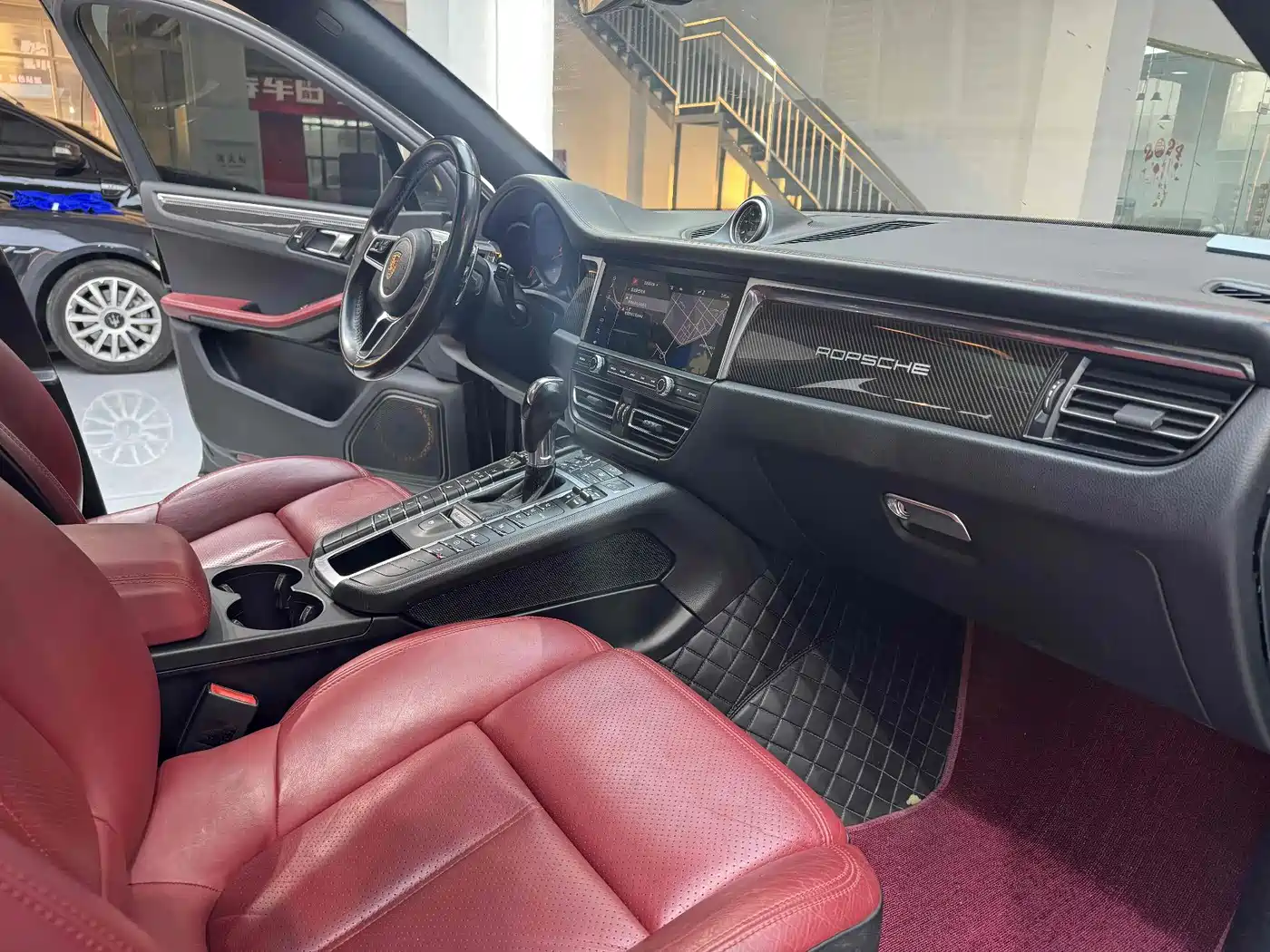Porsche Macan 2020 Macan 2.0T фото 12
