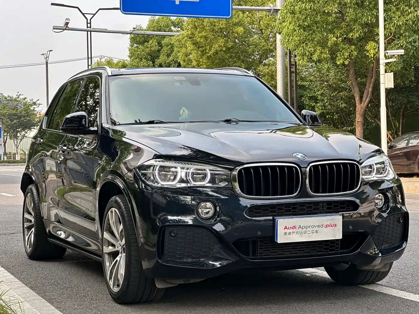 BMW X5 (Import) 2017 xDrive35i M Luxury Sport фото 2