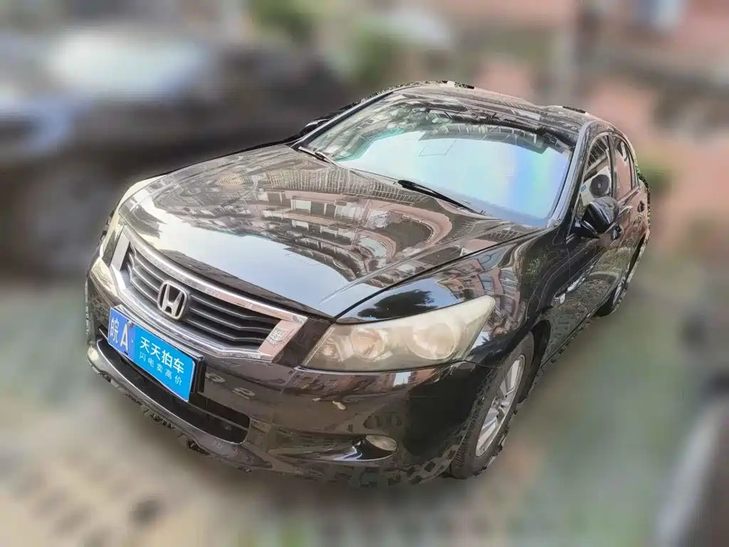 Фото 1 - Honda Accord